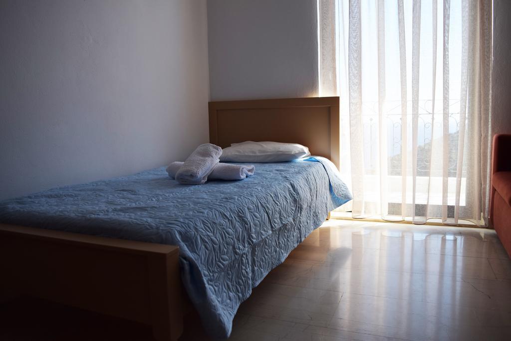 Iro Hotel アギア・ガリニ エクステリア 写真